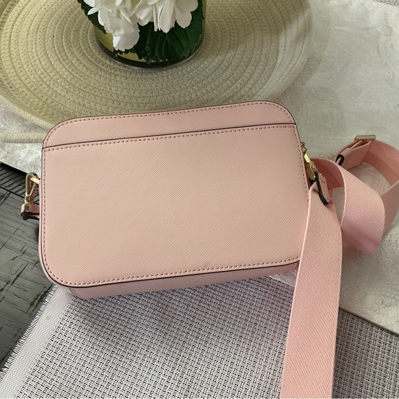 Kate spade Crossbody bag, Madison camera bag.  NEW - Picture 3 of 3